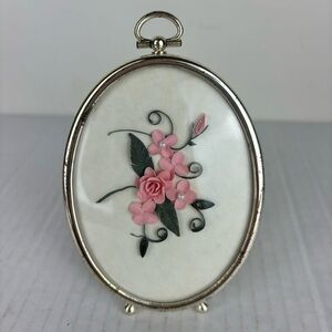 Vintage Quillwork-pink filagree floral in oval metal frame